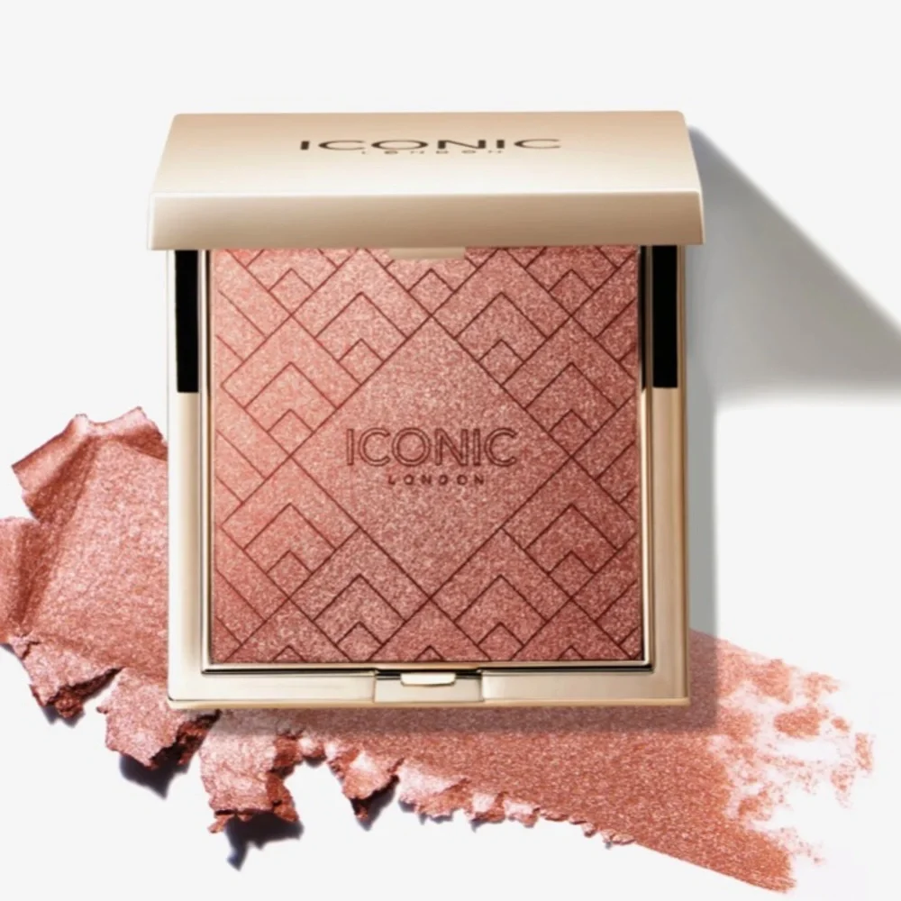 Iconic London Kissed by the Sun Multi Use Cheek Glow in So Cheeky